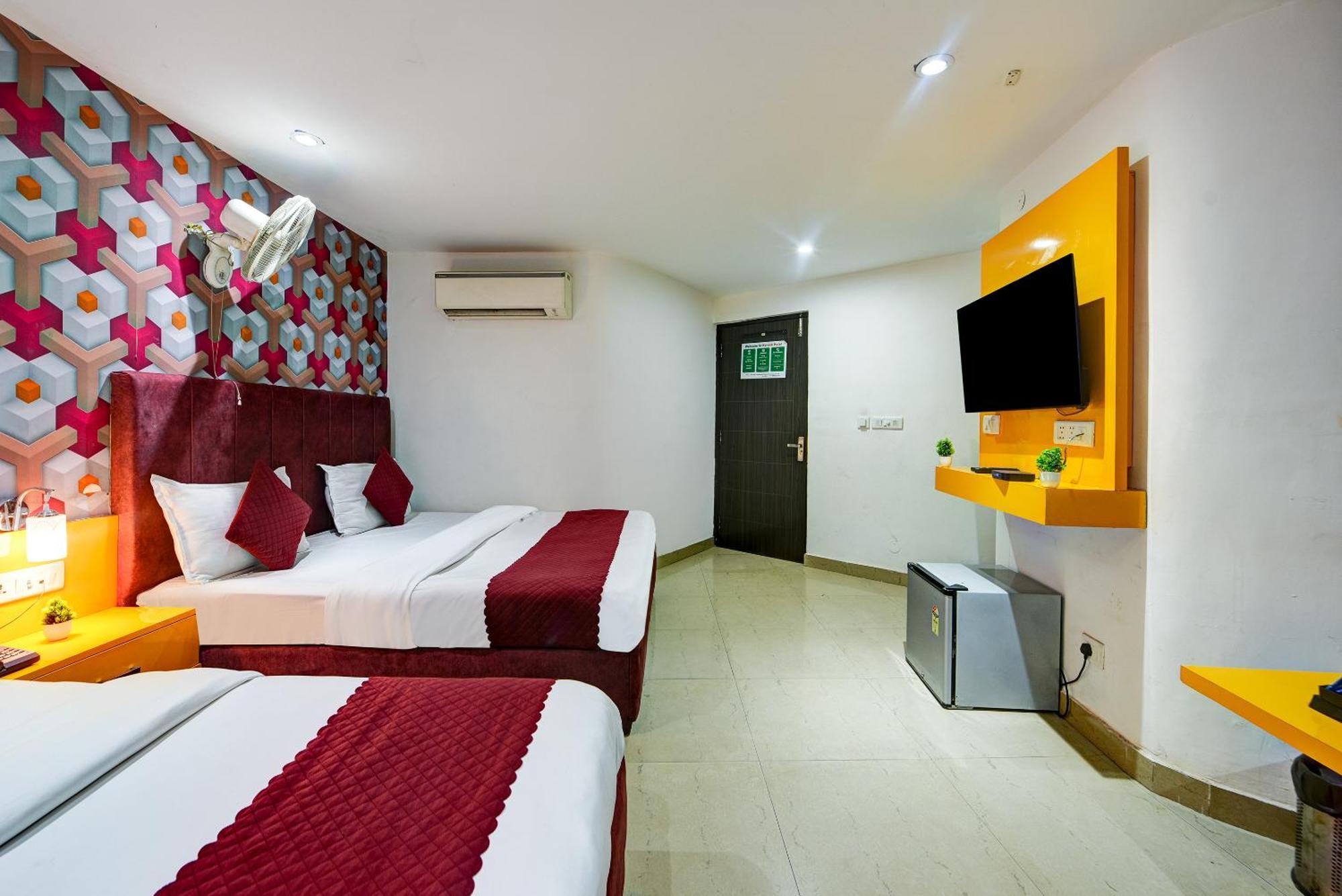 Hotel Happy Delhi Airport